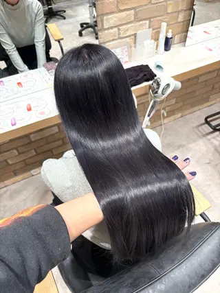 セミロング フェザー/シャドウ/ メッシュパーマのヘアスタイル