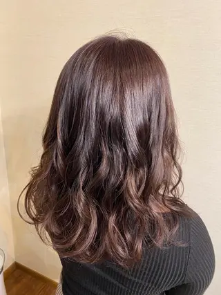 ミディアム カラー Tr　Spa Salon Careのヘアスタイル