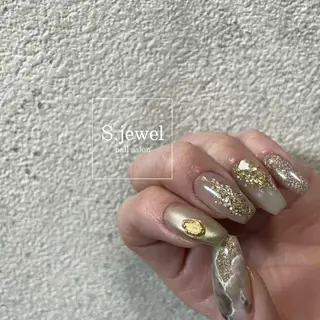 ネイル S. JEWELのネイルデザイン