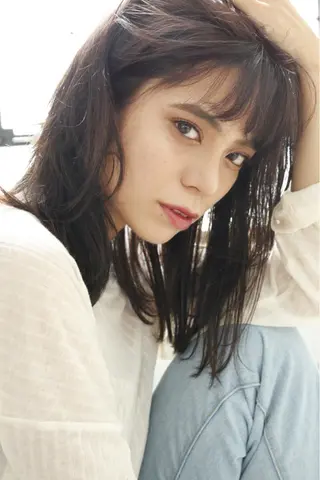 セミロング 韓国ヘア🕊村上 ののこ🕊のヘアスタイル