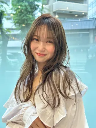 ロング カラー オオタ ユイナ🌈のヘアスタイル