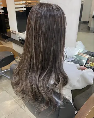 ロング カラー ヘアアレンジ 烏山 達也のヘアスタイル