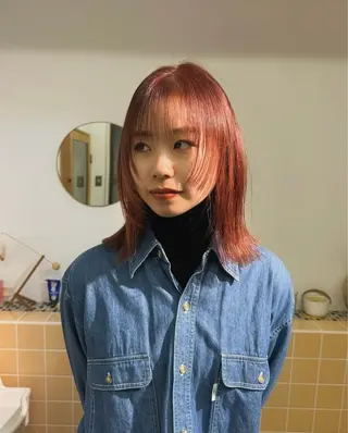 ミディアム udaハイトーン /ボブ/レイヤーのヘアスタイル