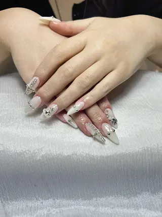 ネイル Queen Nail 研修生のネイルデザイン