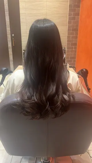 ロング 岡﨑 怜奈のヘアスタイル