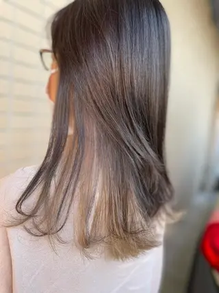 カラー 坂野 結子のヘアスタイル