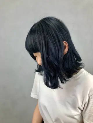 ミディアム カミヤマ リョウマのヘアスタイル
