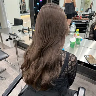 ロング カラー ヘアアレンジ 望月 菜央のヘアスタイル