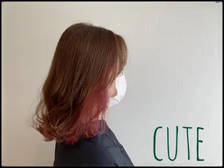 ミディアム ナガサカ サチのヘアスタイル