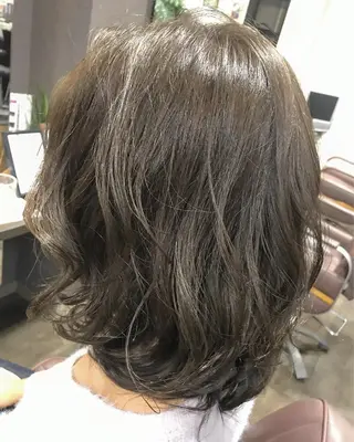 ミディアム カラー pep natsumiのヘアスタイル