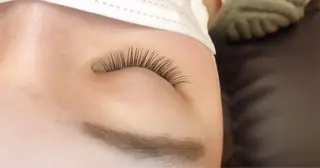 マツエク・マツパ Nail &eye TROISのネイルデザイン