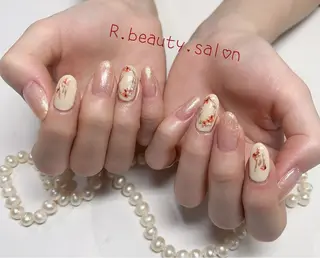 ネイル R.beauty サロンのネイルデザイン