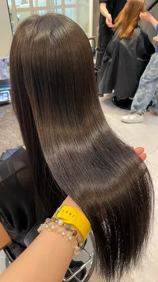 ロング カラー オリーブカラー🫒/ ハッシュカット/みゆのヘアスタイル