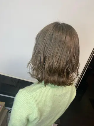 ショート カラー ブリーチカラー🫧 森　凪沙のヘアスタイル