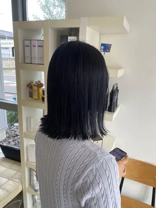 ミディアム カラー 堀越 美羽のヘアスタイル