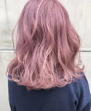 ミディアム カラー 北間 寛哉のヘアスタイル