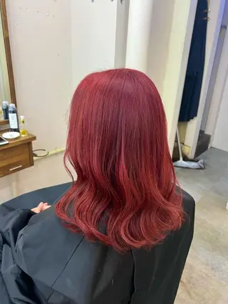ミディアム 🩷艶カラー 🧡💛リサ🫧のヘアスタイル