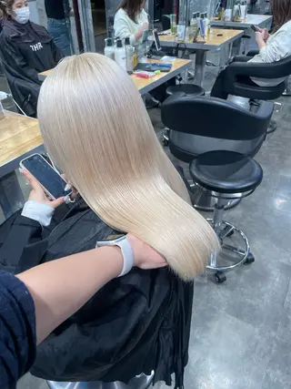 セミロング カラー ハイトーン 横浜💞ミオのヘアスタイル