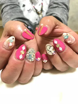 ネイル 吉冨 光恵のネイルデザイン