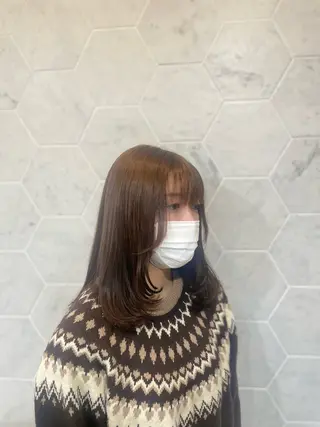 セミロング 新妻 宥人のヘアスタイル