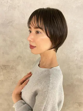 ショート 大人ヘア/ショート/ ボブ/レイヤーのヘアスタイル