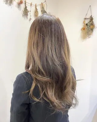 セミロング カラー 縮毛・酸性ストレート 特化のヘアスタイル