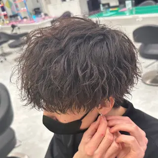 パーマ メンズ men's特化 値段以上の仕上がりにのヘアスタイル