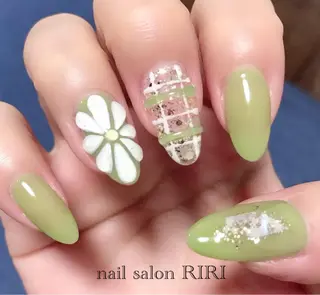 ネイル RIRI リリのネイルデザイン