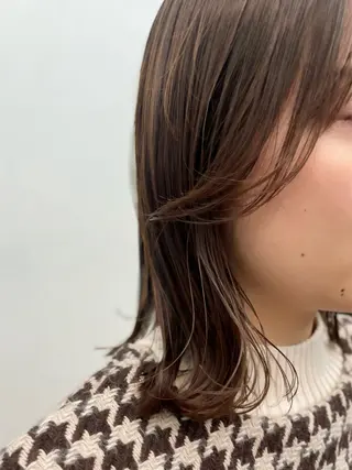 ミディアム レイヤー/デジパ SAKIのヘアスタイル