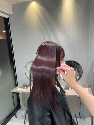 ロング カラー RAF Sakuraのヘアスタイル
