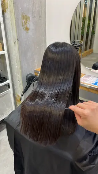 ロング 冨田 悠稀/ 髪質改善カラー🫧のヘアスタイル