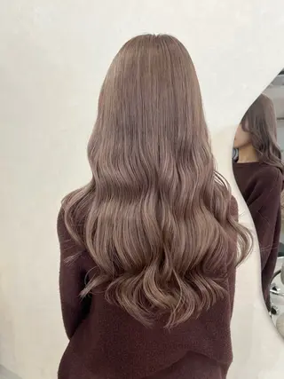 ロング カラー 長山 茉白のヘアスタイル