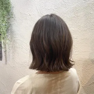 ミディアム カラー 箱守 さやかのヘアスタイル
