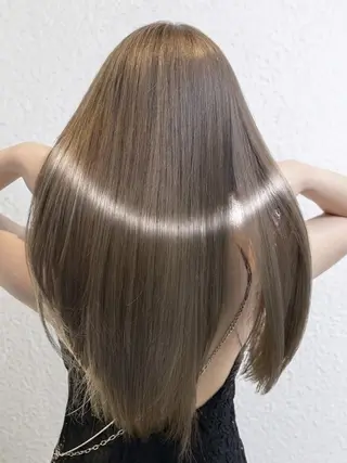 ロング APHRODITE 升田　潤のヘアスタイル