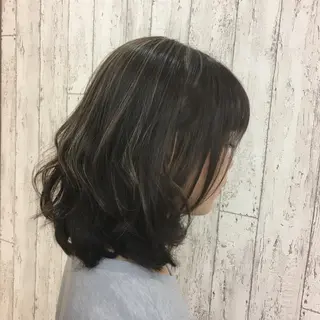 ミディアム カラー Kaede .のヘアスタイル