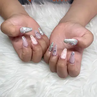 ロング see love gritterのネイルデザイン