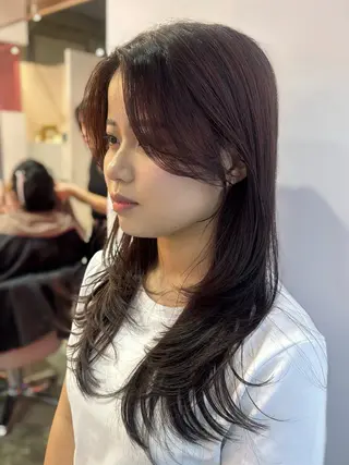ロング 艶カラー✨レイヤー 𝐚𝐲𝐚𝐤𝐚のヘアスタイル