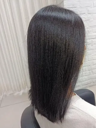 セミロング カラー 【縮毛矯正/レディー スカット】美涼🎀のヘアスタイル