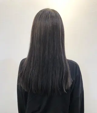 カラー ツノガイ エリのヘアスタイル