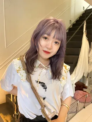 ミディアム カラー nishiura nanasaのヘアスタイル