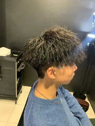 ミディアム メンズパーマ/難波/ 心斎橋　室園亮佑のヘアスタイル