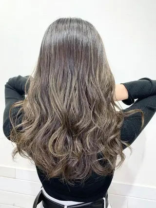 ロング カラー lucia RYOのヘアスタイル