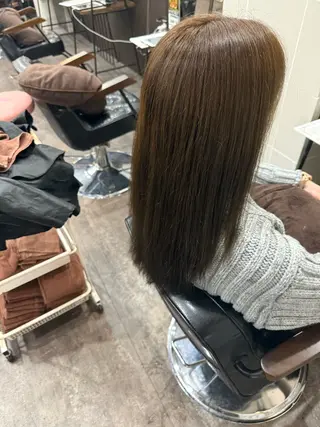 セミロング カラー 艶カラー✨️派手髪 🦄renのヘアスタイル