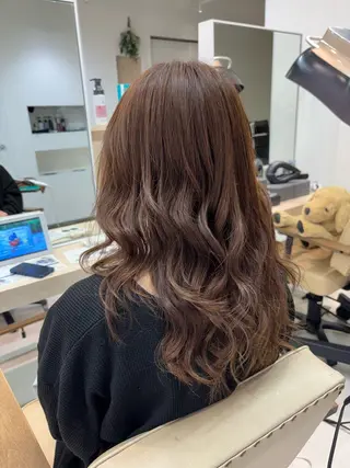 セミロング カラー ニュアンスパーマ/ フェザー/マッシュのヘアスタイル