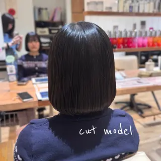 ミディアム ★韓国トレンドカット ★むなかたももかのヘアスタイル