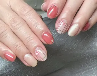 ネイル Kaka_ パラジェル、長さだしのネイルデザイン