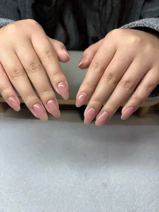 カラー KiraNail ユトンのネイルデザイン