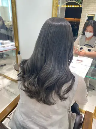 ロング カラー ヘアアレンジ 透明感カラー 古山 結季🌙🖤のヘアスタイル