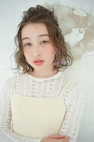 ミディアム カラー ヘアアレンジ 美髪.艶髪.髪質改善 LoLo.サリのヘアスタイル