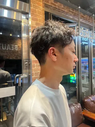 ショート カラー メンズ 久木原 ゆりのヘアスタイル